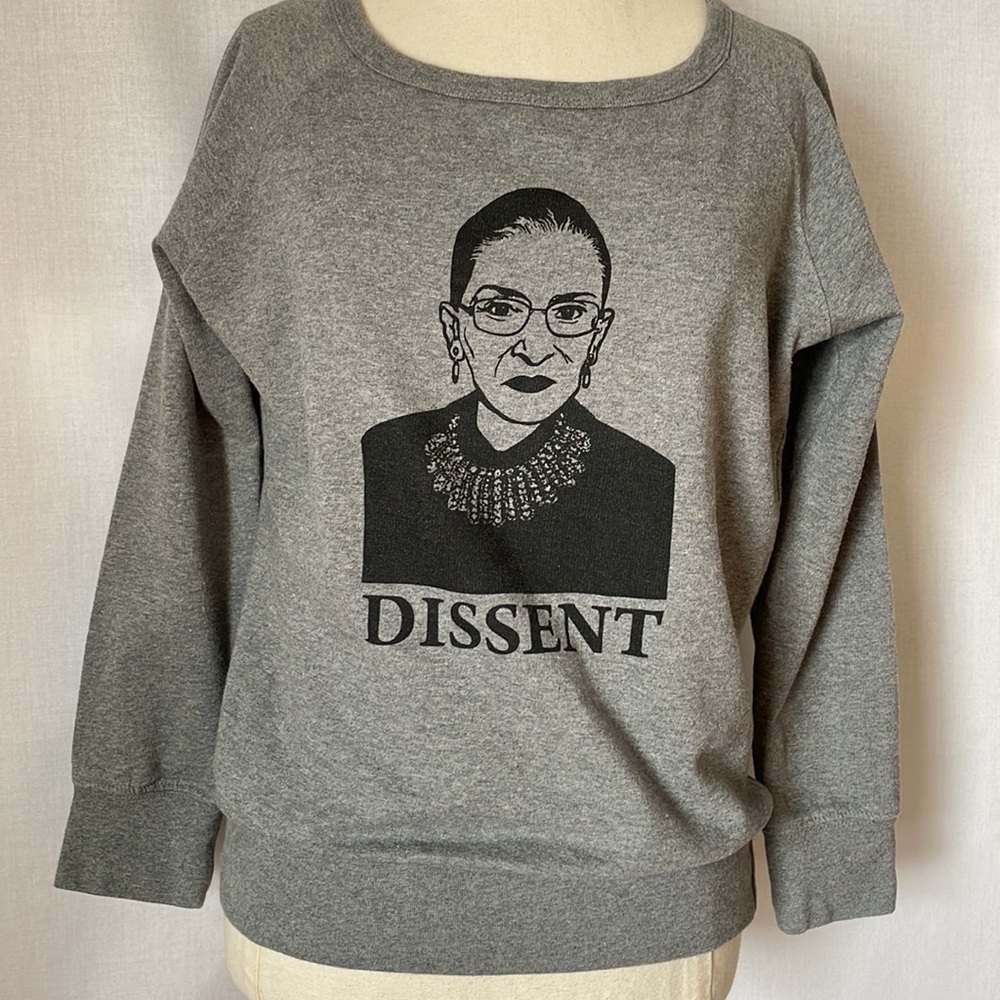 Ruth Bader Ginsburg RBG Dissent Graphic Sweatshirt